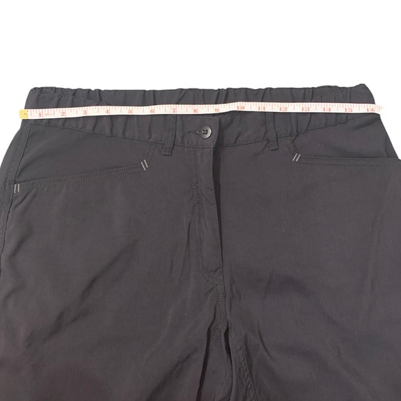 Mountain Equipment Women’s Size 14 Black Stretch Shorts with Button and Zipper - Picture 6 of 10